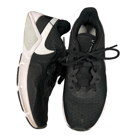 Nike Women's Legend Essential 2 Training Sneakers Size 10 - Picture 1 of 4